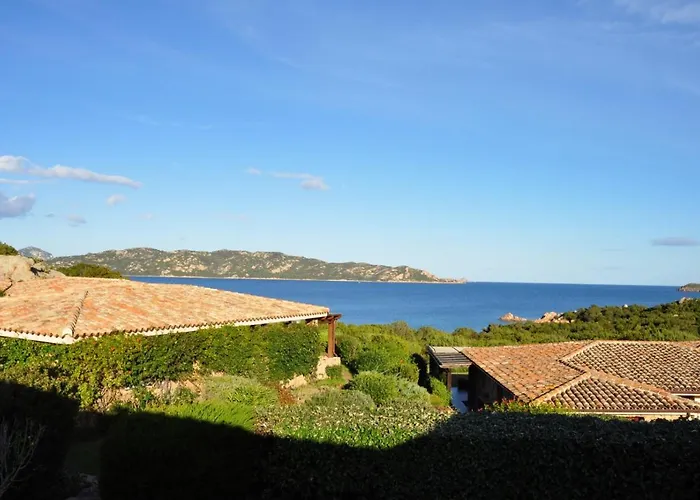 בית נופש Cala Paradiso סאן תאודורו